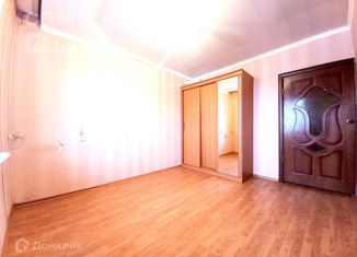 Продаю 2-комнатную квартиру, 45 м2, Курск, проспект Ленинского Комсомола, 111