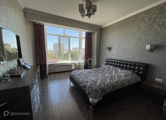 Продается 4-ком. квартира, 175.3 м2, Ставрополь, Комсомольская улица, 17, микрорайон №3