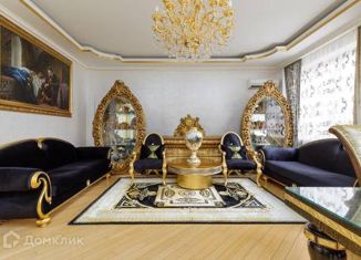 Продается 3-ком. квартира, 123 м2, Москва, улица Викторенко, 4к1, улица Викторенко