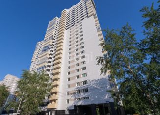 Продается трехкомнатная квартира, 110 м2, Пермский край, улица Окулова, 62