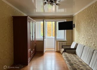 Продается 1-комнатная квартира, 30 м2, Владикавказ, проспект Коста, 288, 4-й микрорайон