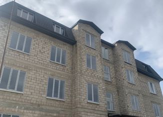 Продается двухкомнатная квартира, 64 м2, село Белая Речка, улица Биттирова, 25