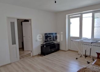 Продается 3-ком. квартира, 61 м2, Грозный, улица Вахи Алиева, 149Ак2