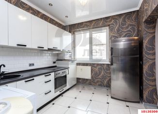 Продаю 3-комнатную квартиру, 71 м2, Краснодар, Весенняя улица, 11, Весенняя улица