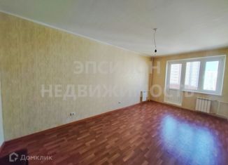 Продаю 3-комнатную квартиру, 84.83 м2, Курск, проспект Вячеслава Клыкова, 90