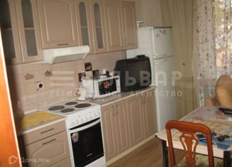 Сдам в аренду 1-ком. квартиру, 46 м2, Тула, улица Генерала Маргелова, 9Б, ЖК Кристалл