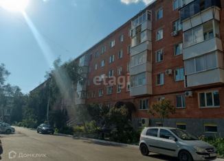 Продажа 2-комнатной квартиры, 45 м2, Воткинск, улица 1 Мая, 83