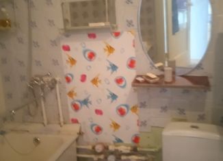 Продается 1-ком. квартира, 32 м2, Канаш, улица Ильича, 4