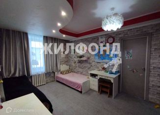 Продаю двухкомнатную квартиру, 39 м2, Новосибирск, улица Бурденко, 54, улица Бурденко