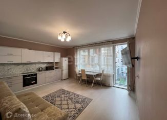 Сдача в аренду трехкомнатной квартиры, 88 м2, Сургут, улица Игоря Киртбая, 24