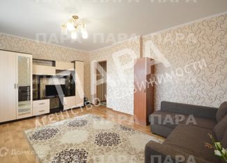Продается 2-комнатная квартира, 72 м2, Самара, Революционная улица, 5, метро Российская