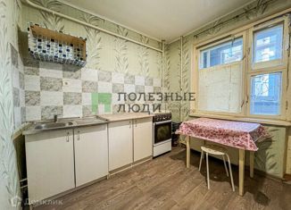 Сдаю 3-ком. квартиру, 75 м2, Самара, улица Аминева, 19, Промышленный район