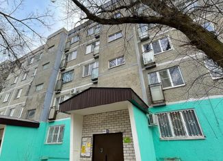 Продаю 2-комнатную квартиру, 52 м2, Элиста, 2-й микрорайон, 2-й микрорайон, 38