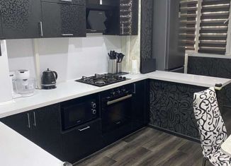 Трехкомнатная квартира на продажу, 58.3 м2, Чапаевск, улица Макаренко, 14