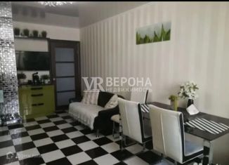 Трехкомнатная квартира на продажу, 91.6 м2, Краснодар, улица Карякина, 31