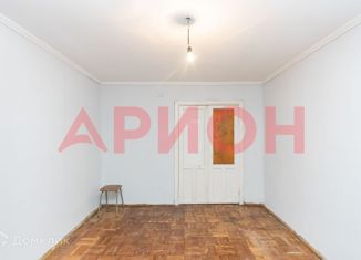 Продажа 2-комнатной квартиры, 50.6 м2, Тюмень, улица Самарцева, 40