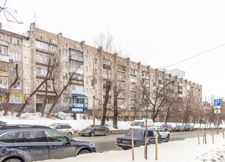 Продается 3-комнатная квартира, 58.6 м2, Пермь, улица Крисанова, 10, Ленинский район
