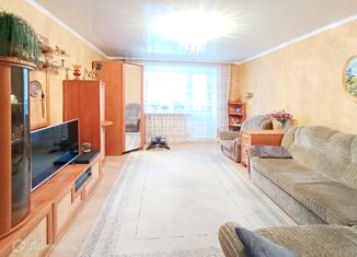 Продается 3-комнатная квартира, 61.3 м2, Омск, 2-я Дачная улица, 1, Советский округ