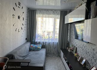 Продается 2-комнатная квартира, 42.8 м2, Тюменская область, улица Калинина, 108А