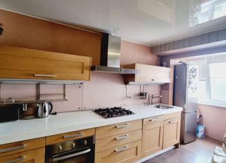 Продаю трехкомнатную квартиру, 55.4 м2, Отрадное, улица Гагарина, 8