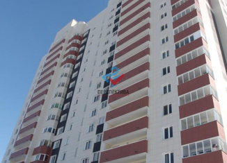 Продаю 3-ком. квартиру, 82 м2, Зеленодольск, улица Сайдашева, 19