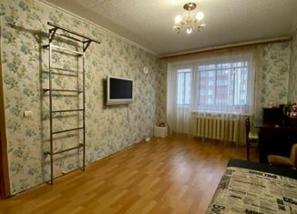 Продаю 1-комнатную квартиру, 32 м2, Стерлитамак, проспект Октября, 23