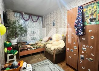 Продам трехкомнатную квартиру, 67 м2, Новокубанск, Ленинградская улица, 19