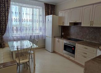 Продается 2-ком. квартира, 60 м2, Оренбург, Салмышская улица, 43/5