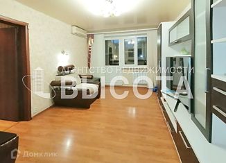 Продам 2-ком. квартиру, 52.5 м2, Нижний Новгород, улица Баумана, 60, улица Баумана