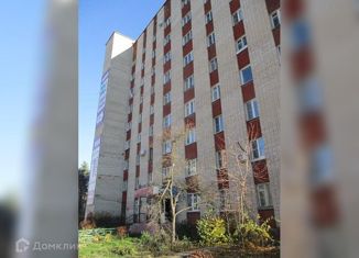 Продаю двухкомнатную квартиру, 33 м2, Обнинск, улица Курчатова, 45