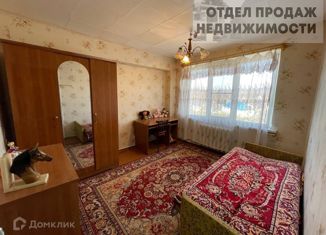 Продаю 3-ком. квартиру, 46 м2, Крымск, улица Юркина, 2