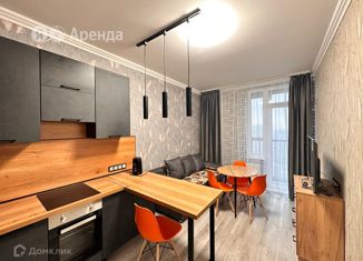 Сдам трехкомнатную квартиру, 80 м2, Кудрово, Европейский проспект, 22