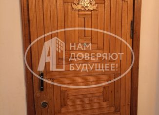Продаю 2-комнатную квартиру, 48 м2, Горнозаводск, улица Свободы, 3