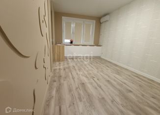 Продается 2-ком. квартира, 66.4 м2, Краснодар, Кубанская улица, 52, Кубанская улица