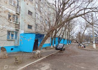 Продаю четырехкомнатную квартиру, 81.3 м2, Элиста, 2-й микрорайон, 33, 2-й микрорайон