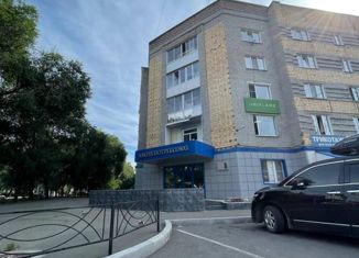 Продам двухкомнатную квартиру, 73 м2, Абакан, улица Пушкина, 115