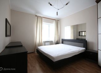 Сдается 2-ком. квартира, 73 м2, Москва, Осенняя улица, 4к1, Осенняя улица