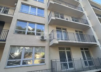 Продаю однокомнатную квартиру, 47.67 м2, Ялта, улица Красных Партизан, 9А