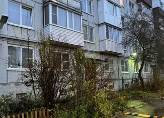 Продажа 3-комнатной квартиры, 63.5 м2, Ломоносов, Ораниенбаумский проспект, 45к3