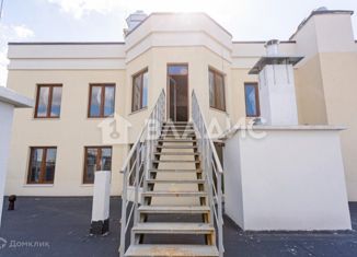Продается многокомнатная квартира, 264 м2, Калининград, улица Космонавта Леонова, 47