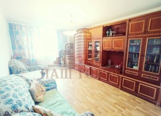 Продажа трехкомнатной квартиры, 72 м2, Феодосия, Строительная улица, 13