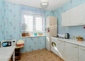 Продажа 1-ком. квартиры, 41 м2, Челябинск, улица Мамина, 11