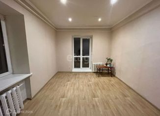 Продажа 1-комнатной квартиры, 15 м2, Омск, улица Серова, 10