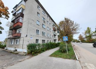 Продается однокомнатная квартира, 32.1 м2, Навашино, улица Калинина, 18