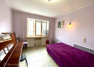 Продам комнату, 50 м2, Санкт-Петербург, улица Союза Печатников, 23, улица Союза Печатников