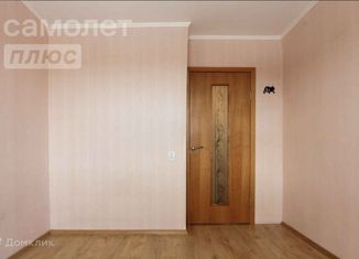 Четырехкомнатная квартира на продажу, 66 м2, Калининградская область, Советская улица, 27