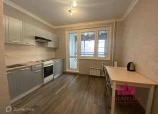 2-ком. квартира на продажу, 56.7 м2, поселок Битца, Парковая улица, 1