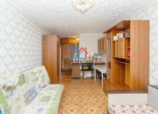 Продаю комнату, 22.7 м2, Тобольск, 6-й микрорайон, 28А