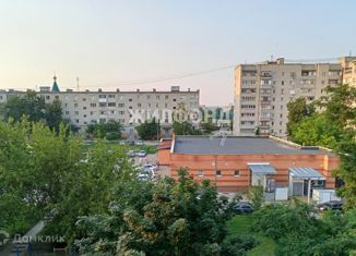 Продаю 3-ком. квартиру, 63.5 м2, поселок Майский, Садовая улица, 8