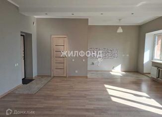 Продается двухкомнатная квартира, 66.1 м2, Новосибирск, Фабричная улица, 22, метро Площадь Гарина-Михайловского
